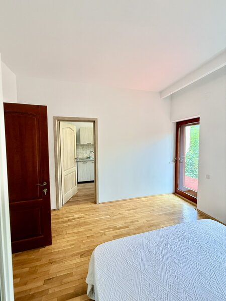 Eroii Revolutiei, Marius Nasta, 2 camere in vila, la 6 min. statia metrou.